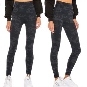 SPANX Black Camo Look at Me Now Leggings Seamless High Rise Women's Size Large